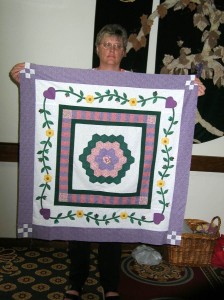 PIECEMAKERS ROUND ROBIN CHALLENGE - 39 inches square